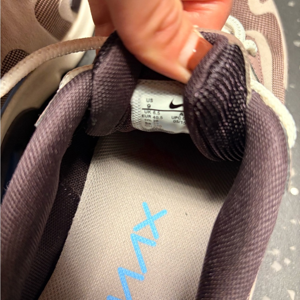Nike Women’s Sneakers - Brown and Blue - Picture 7 of 7